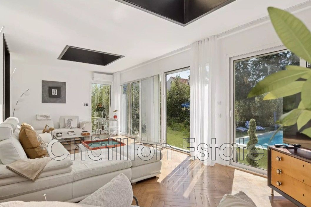 Agence immobilière de Châtillon Estate