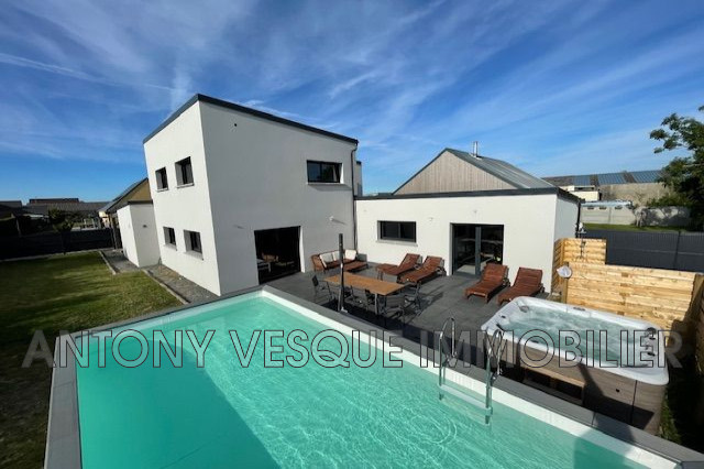 Agence immobilière de AVI Agon Coutainville - Vesque Immobilier