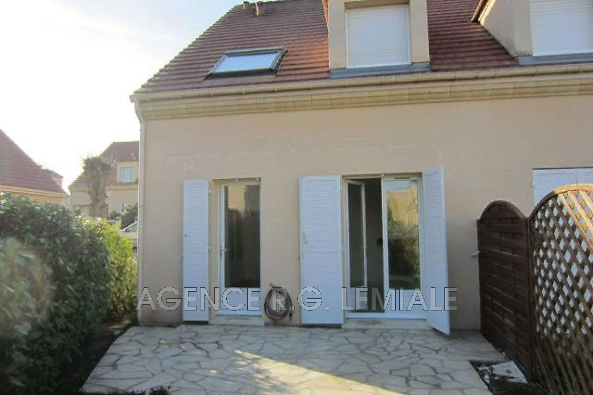 Agence immobilière de AGENCE R.G. LEMIALE