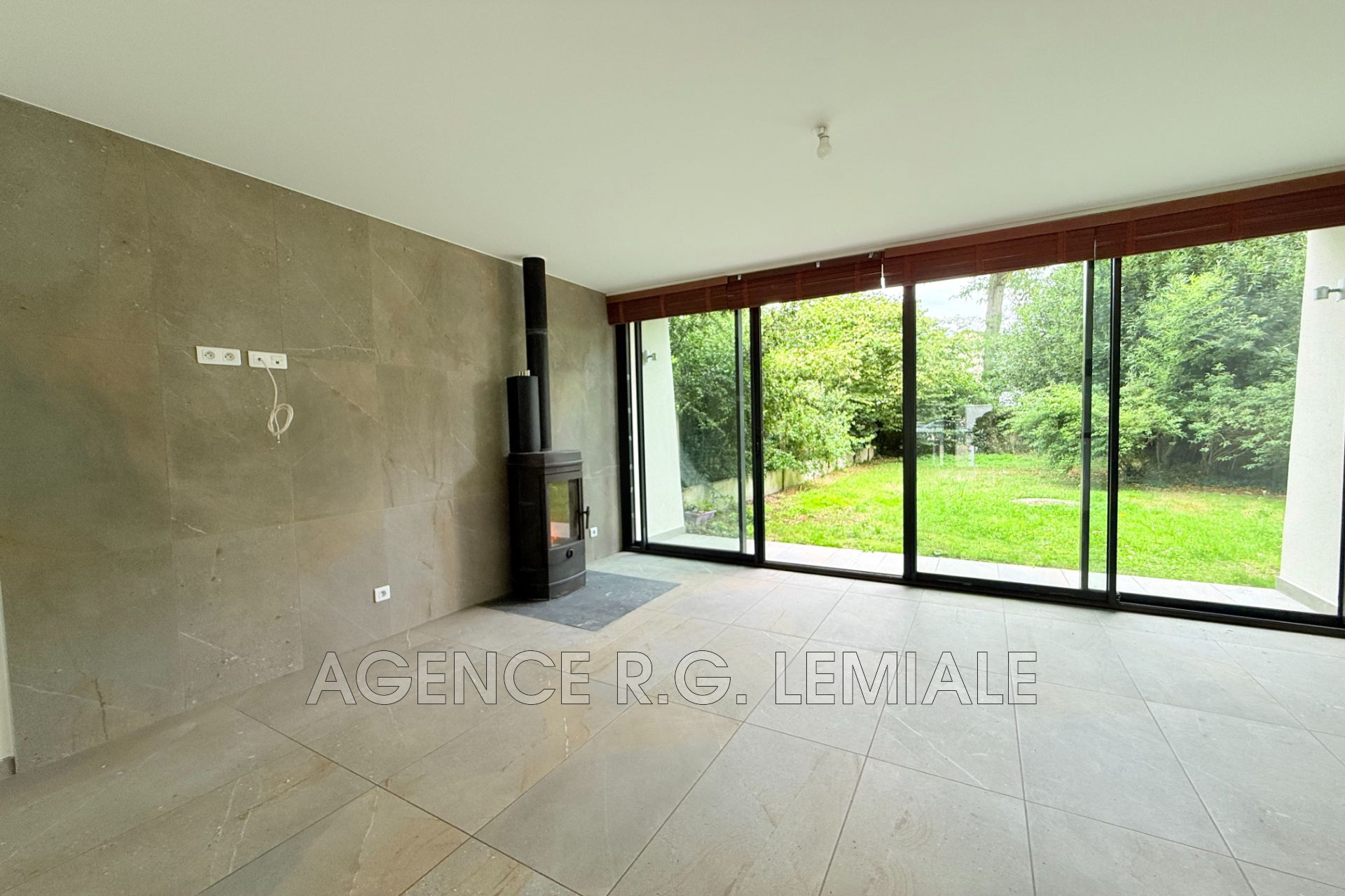 Agence immobilière de AGENCE R.G. LEMIALE