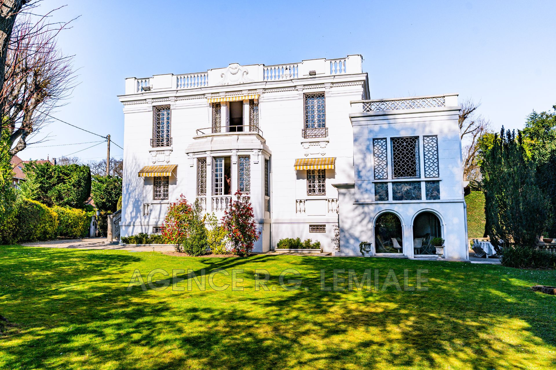 Agence immobilière de AGENCE R.G. LEMIALE