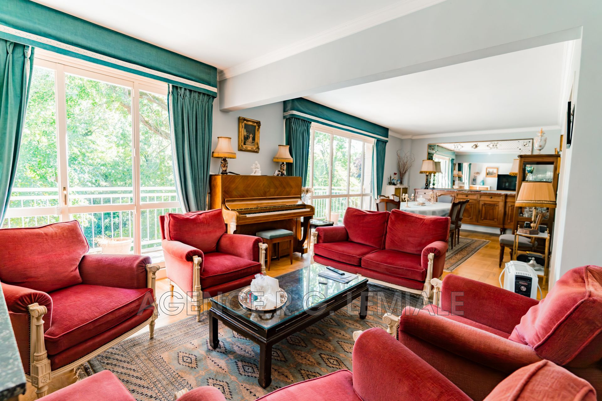 Agence immobilière de AGENCE R.G. LEMIALE