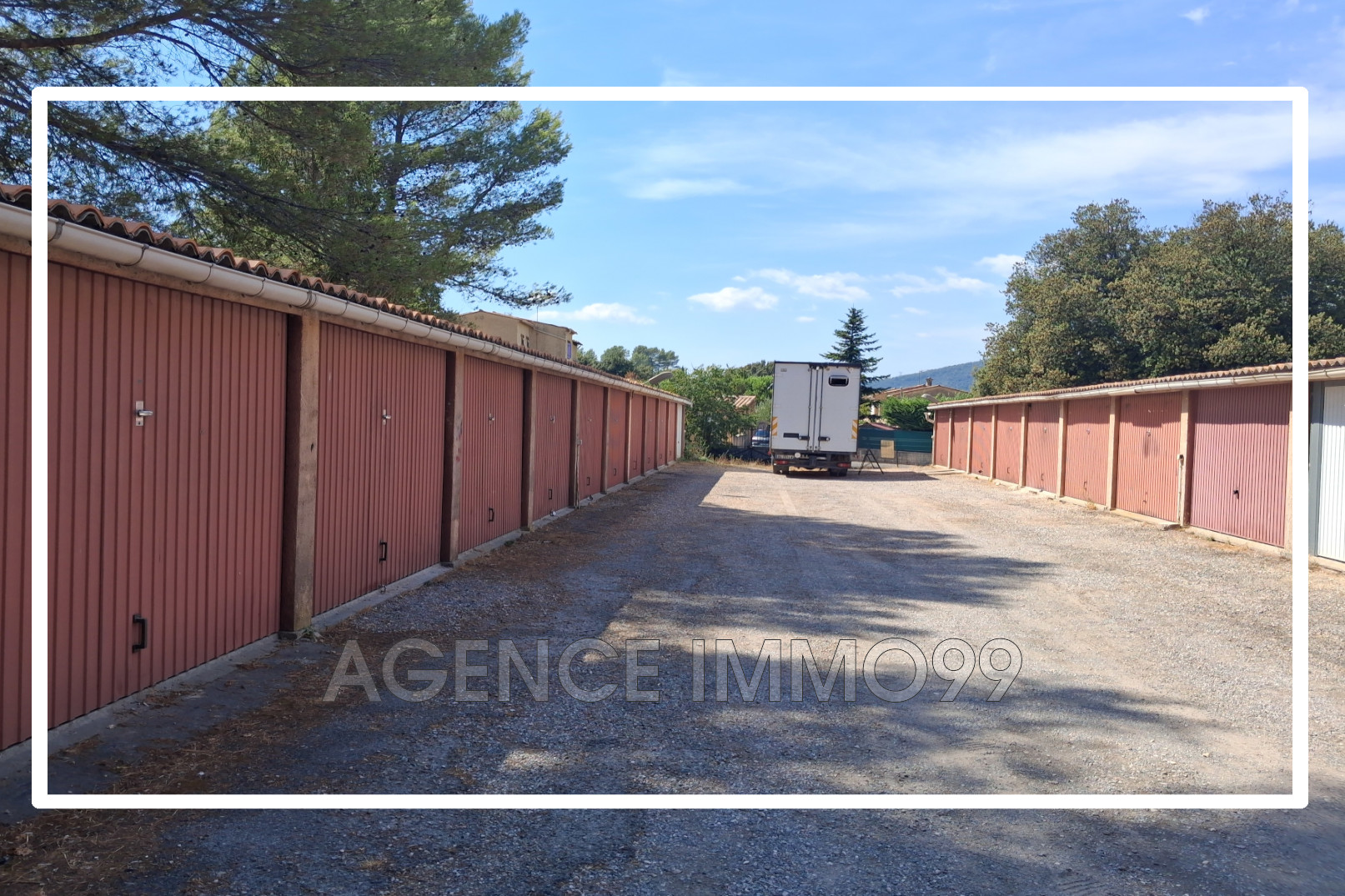 GARAGE 15 M² : PLEIN PIED