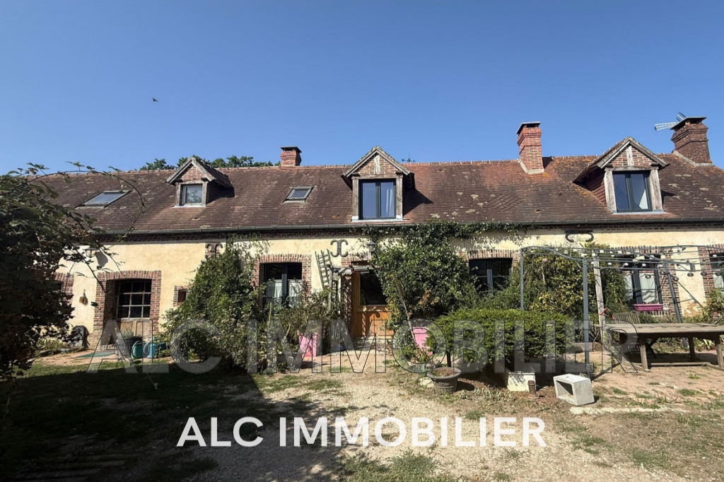 FERME EQUESTRE DE 29 HECTARES