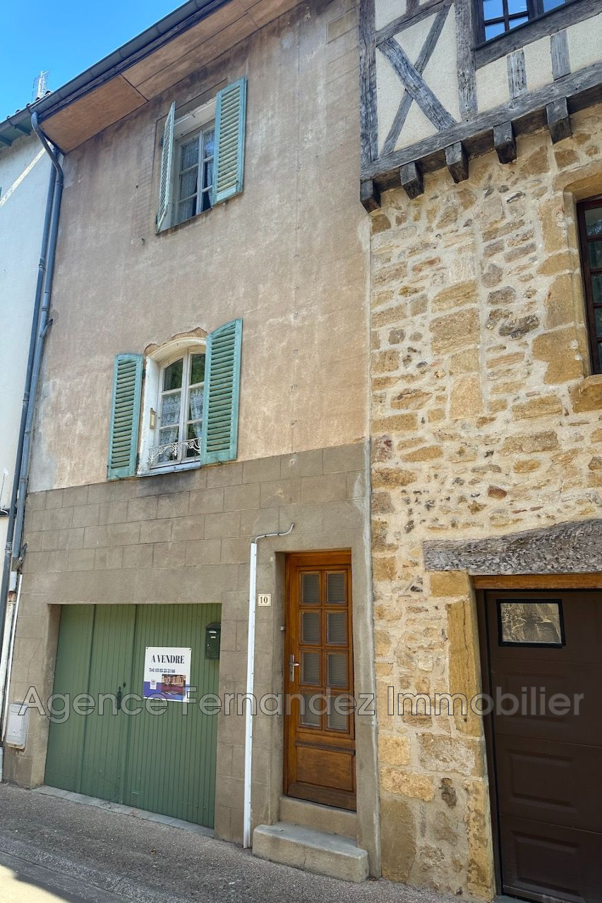 Maison de ville à rénover.