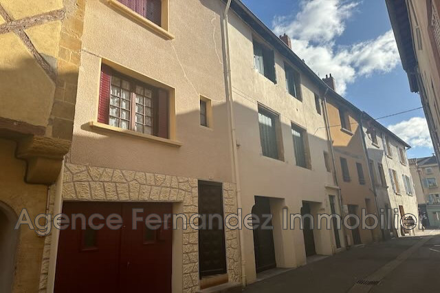 MAISON DE VILLE PROCHE COMMERCES