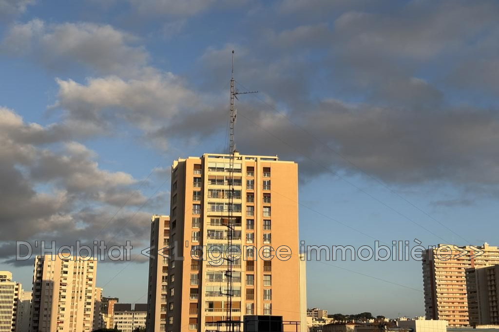 Agence immobilière de D'Habitat <<L'agence immobilière>>