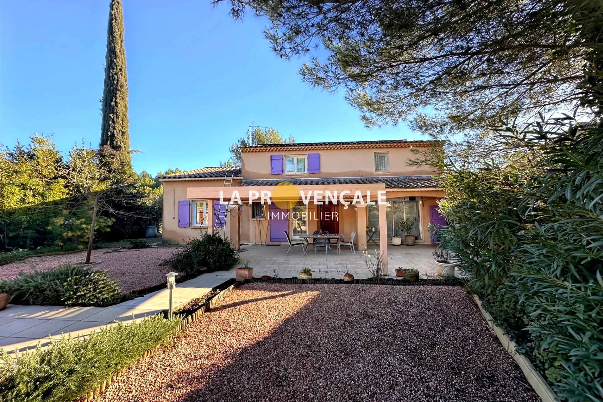 Agence immobilière de La Provençale La Destrousse