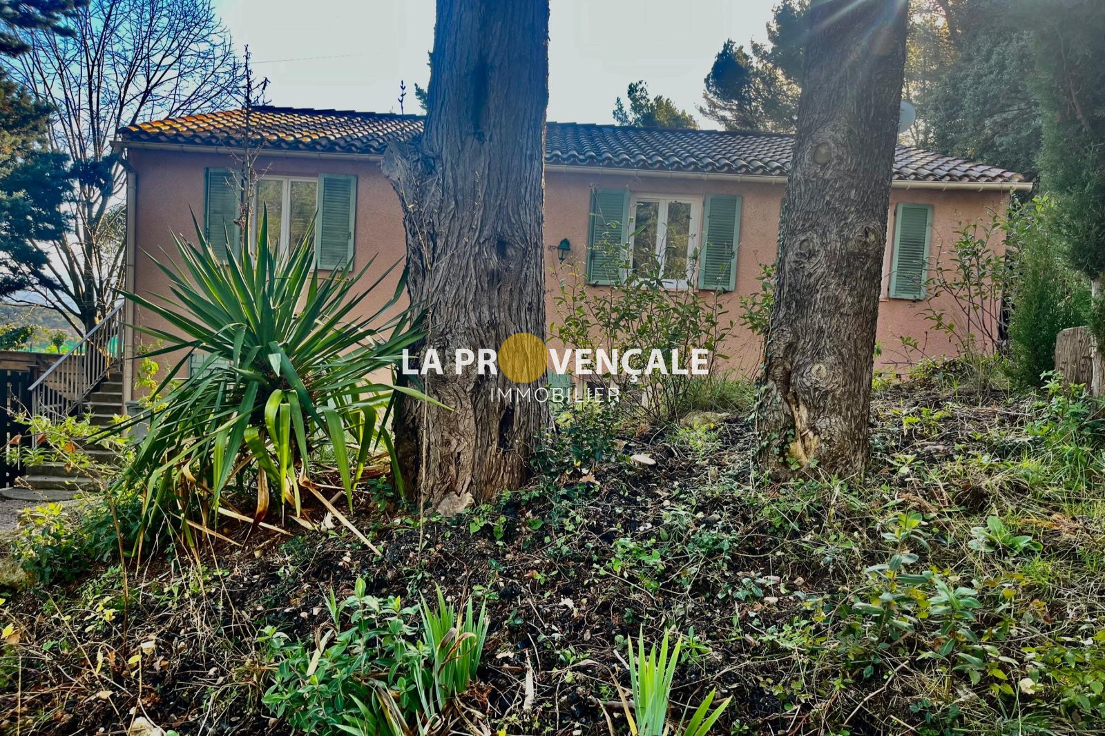 Agence immobilière de La Provençale La Destrousse