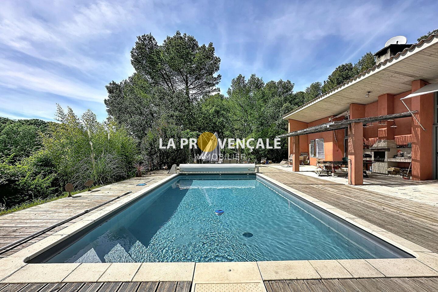 Agence immobilière de LA Provençale Trets