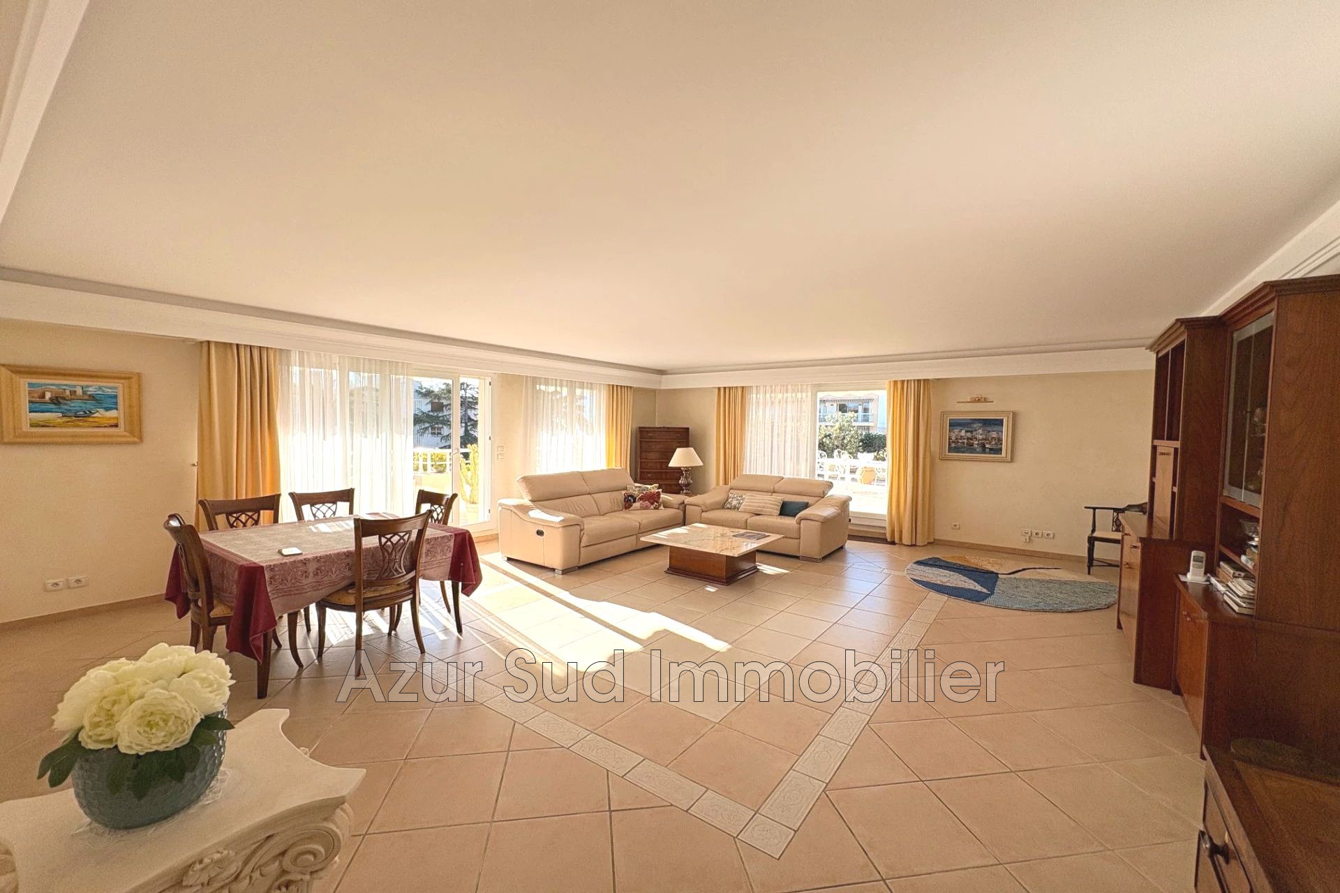 Agence immobilière de AJC Immobilier Antibes