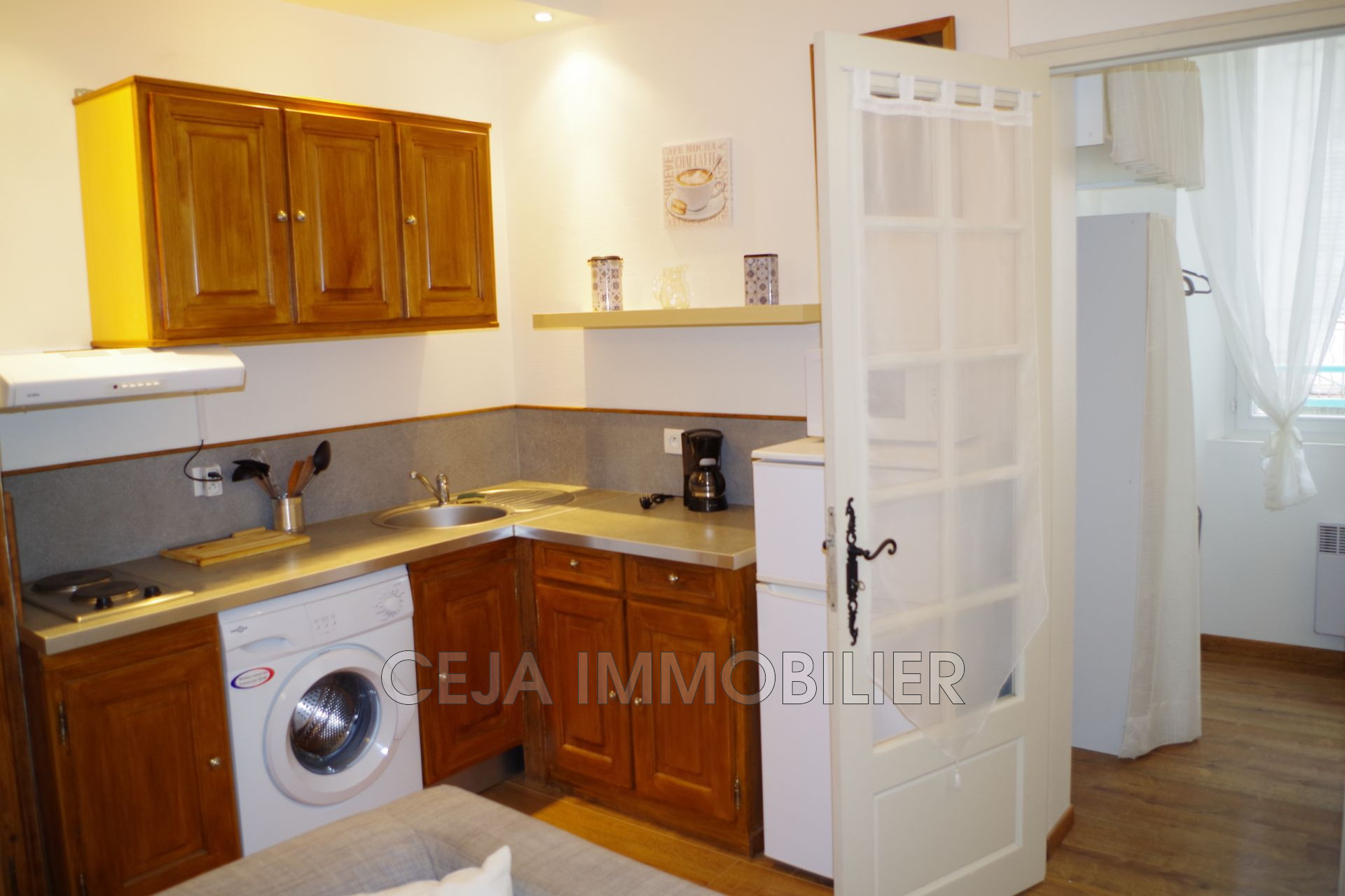 Agence immobilière de Immo 83 LOCAVIA