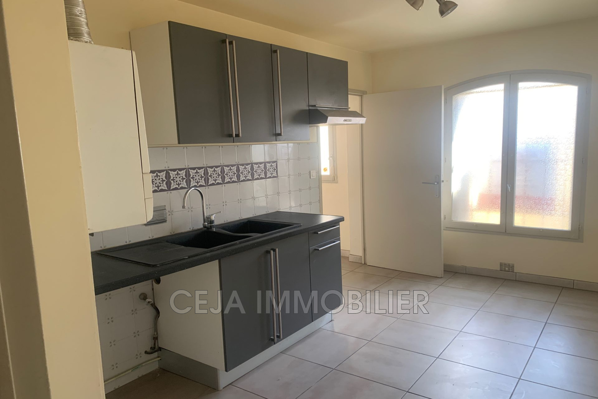 Agence immobilière de Immo 83 LOCAVIA