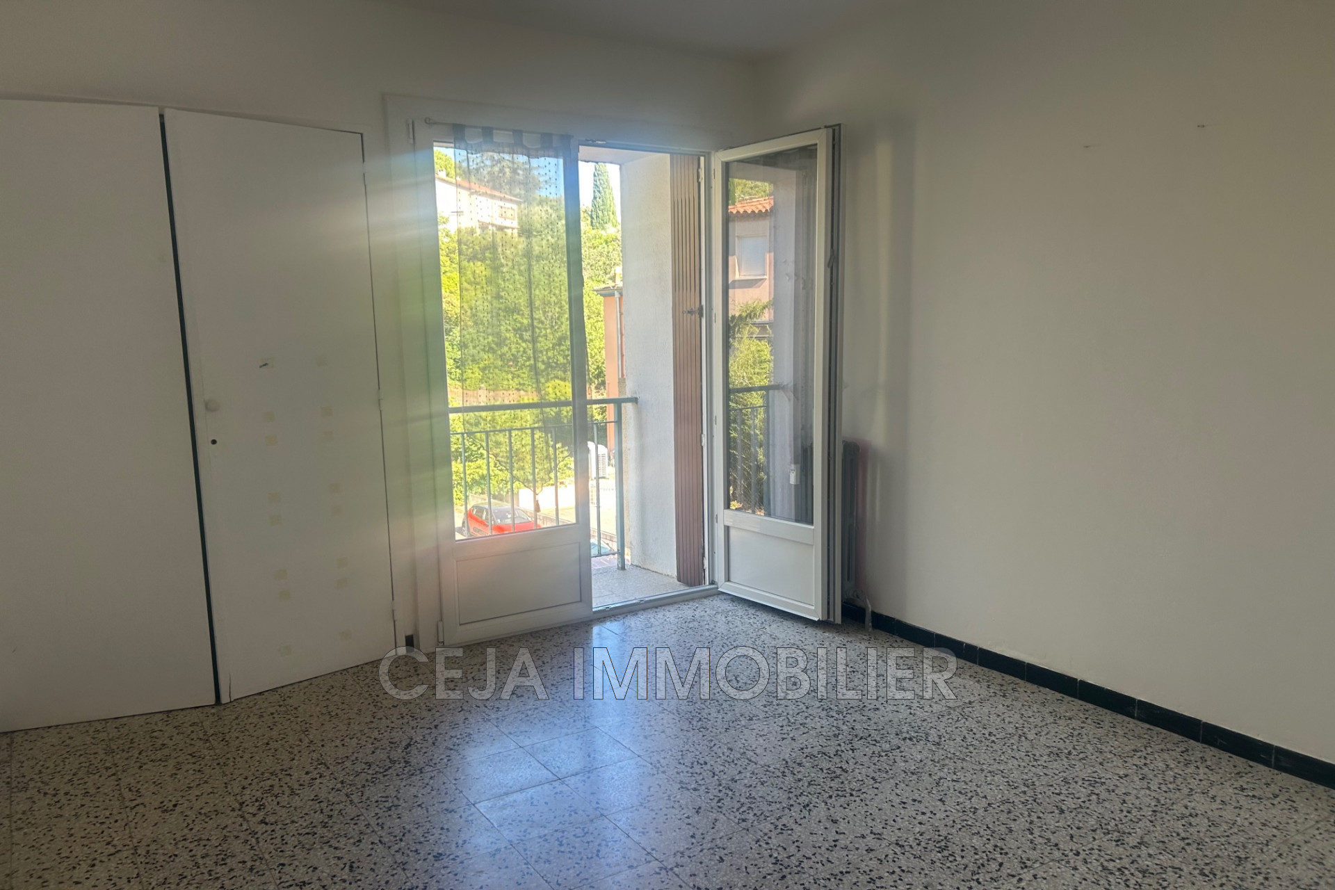Agence immobilière de Immo 83 LOCAVIA