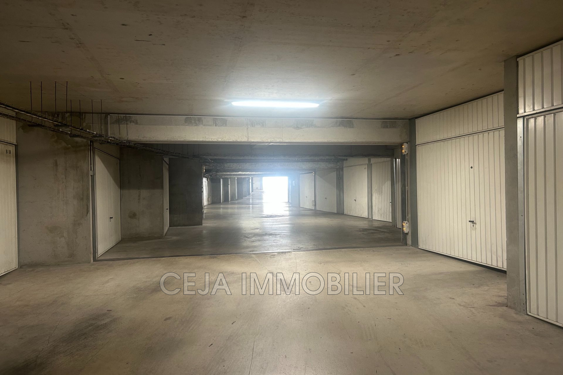 Agence immobilière de Immo 83 LOCAVIA