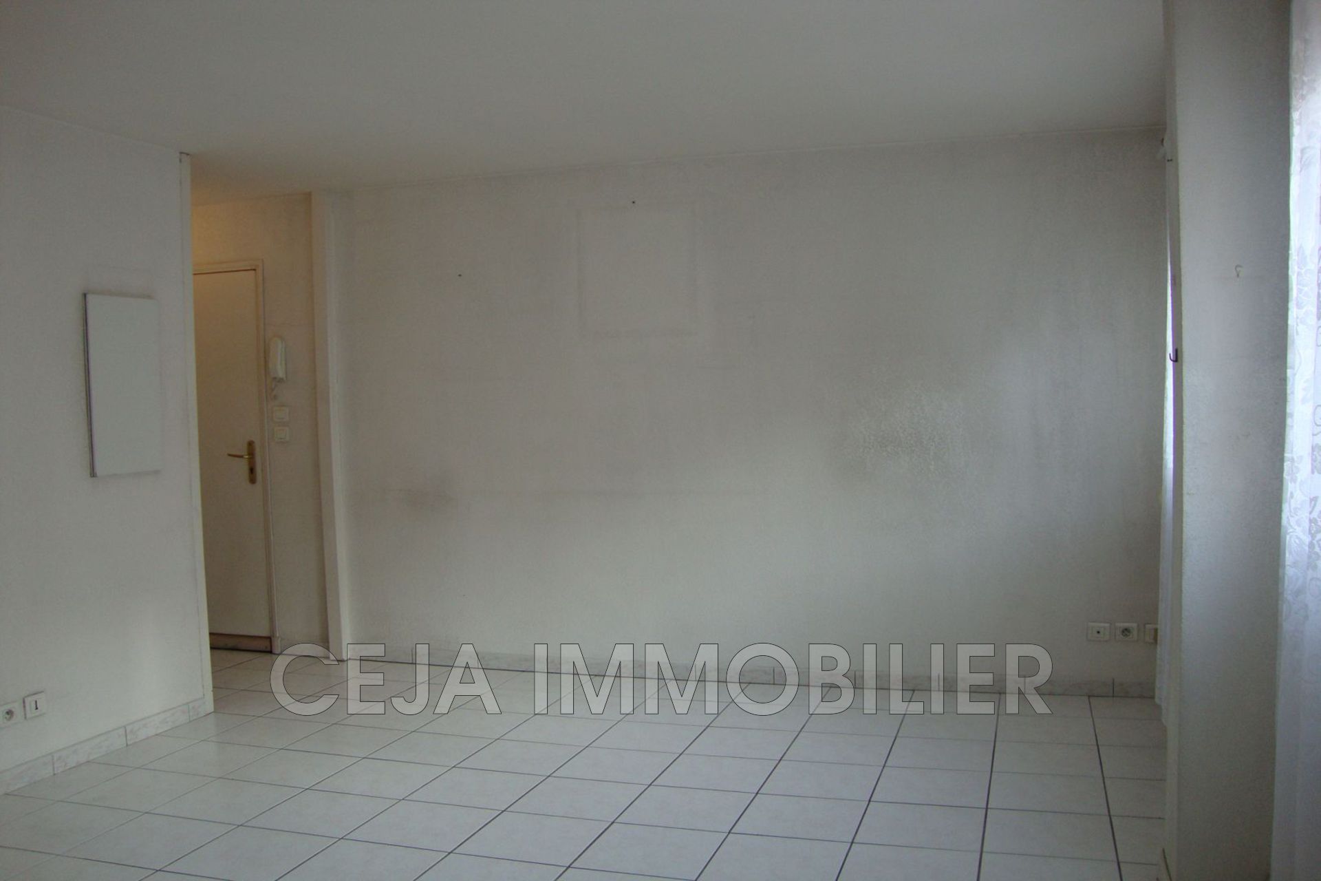 Agence immobilière de Immo 83 LOCAVIA