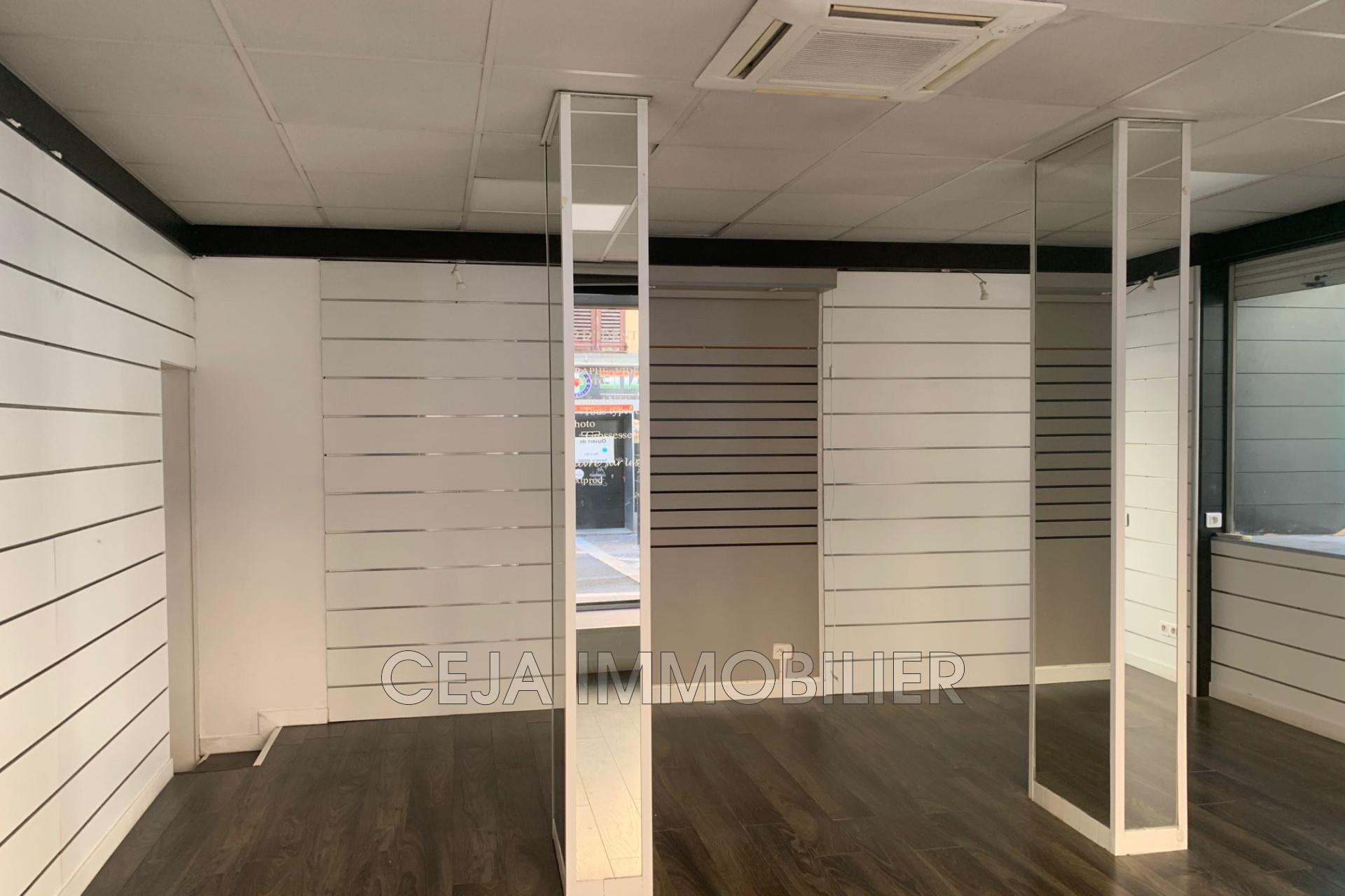 Agence immobilière de Immo 83 LOCAVIA