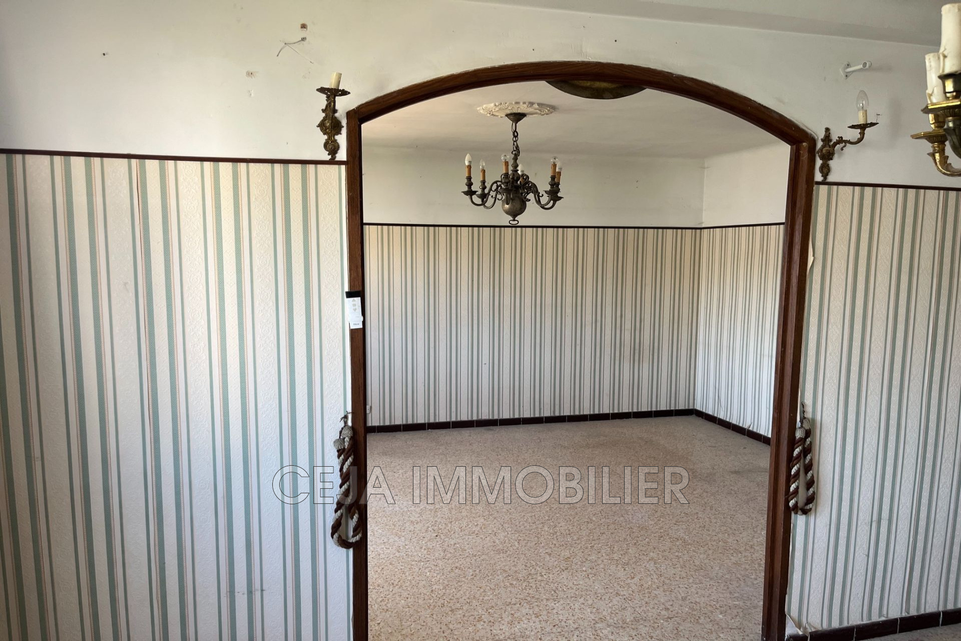 Agence immobilière de Immo 83 LOCAVIA