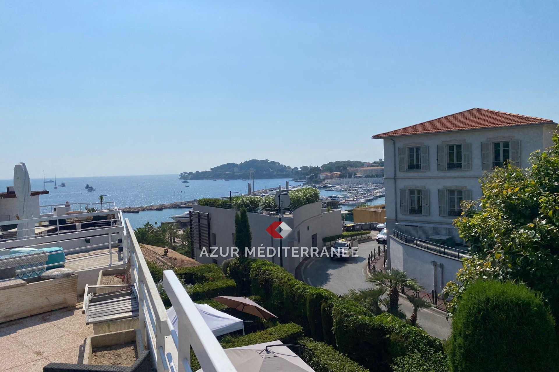 Agence immobilière de Azur Méditerranée
