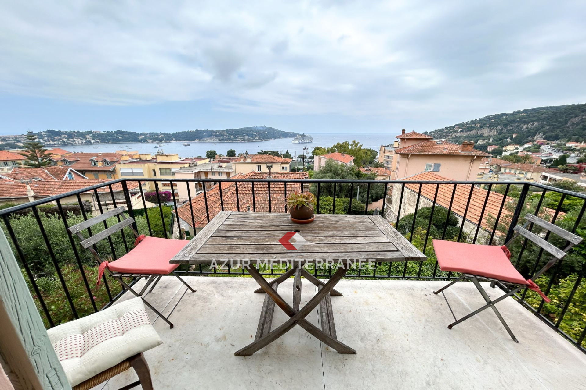 Agence immobilière de Azur Méditerranée