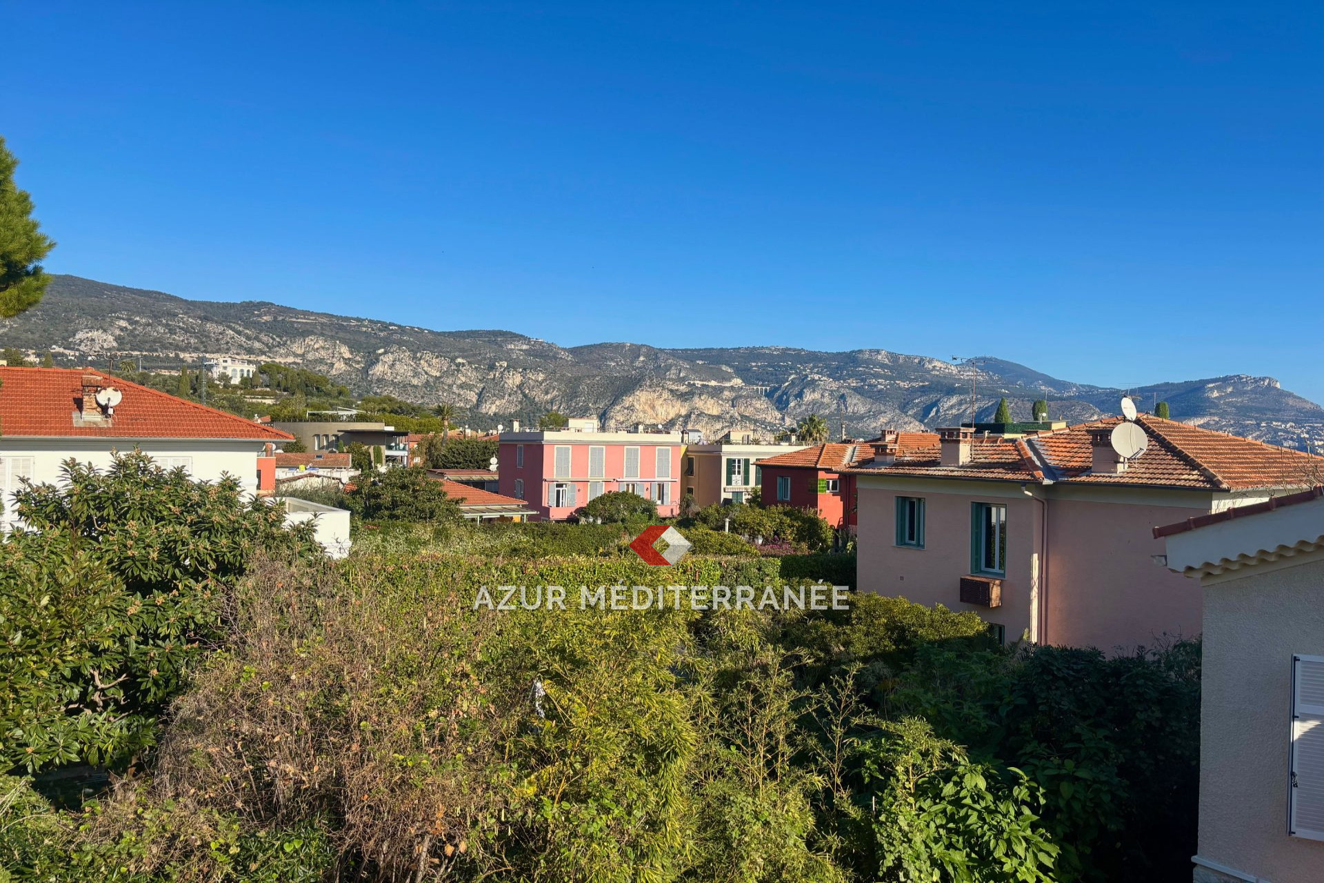 Agence immobilière de Azur Méditerranée