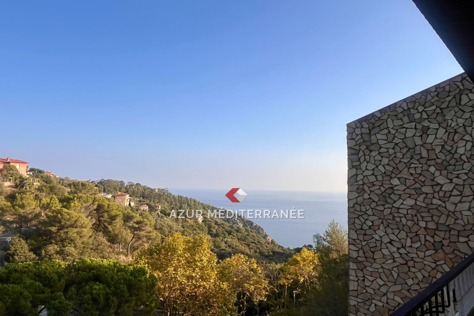 Agence immobilière de Azur Méditerranée