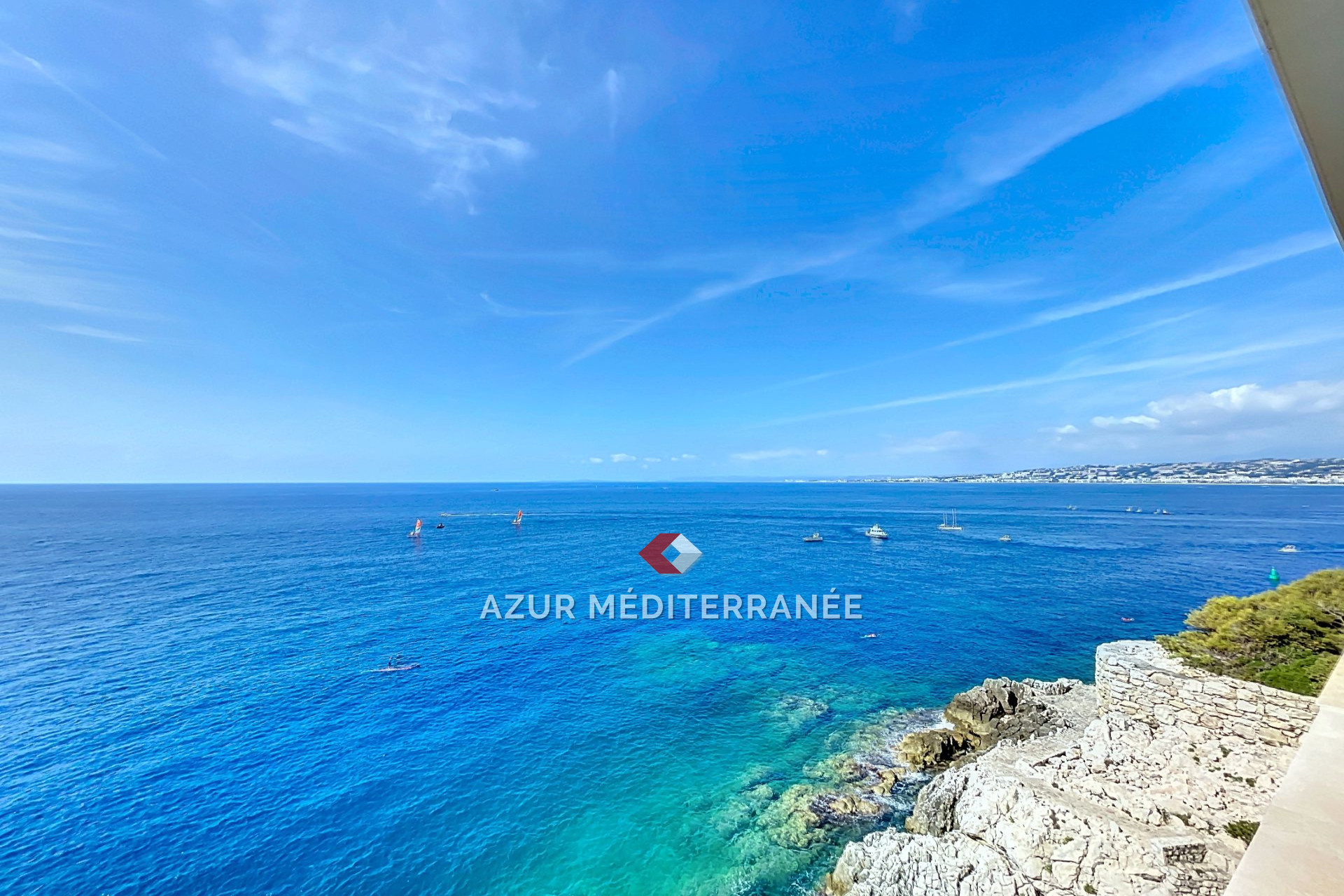 Agence immobilière de Azur Méditerranée