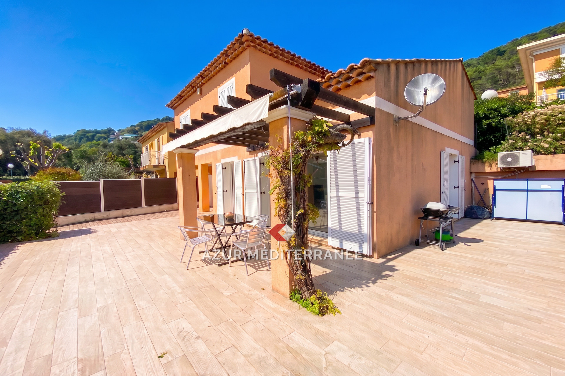 Agence immobilière de Azur Méditerranée