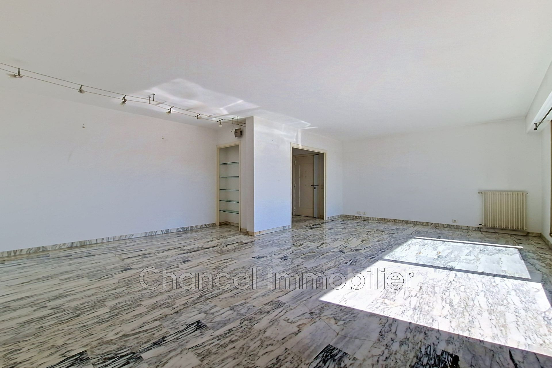 Juan-les-Pins vente appartement 4 Pièce(s) — photo 3 of 7