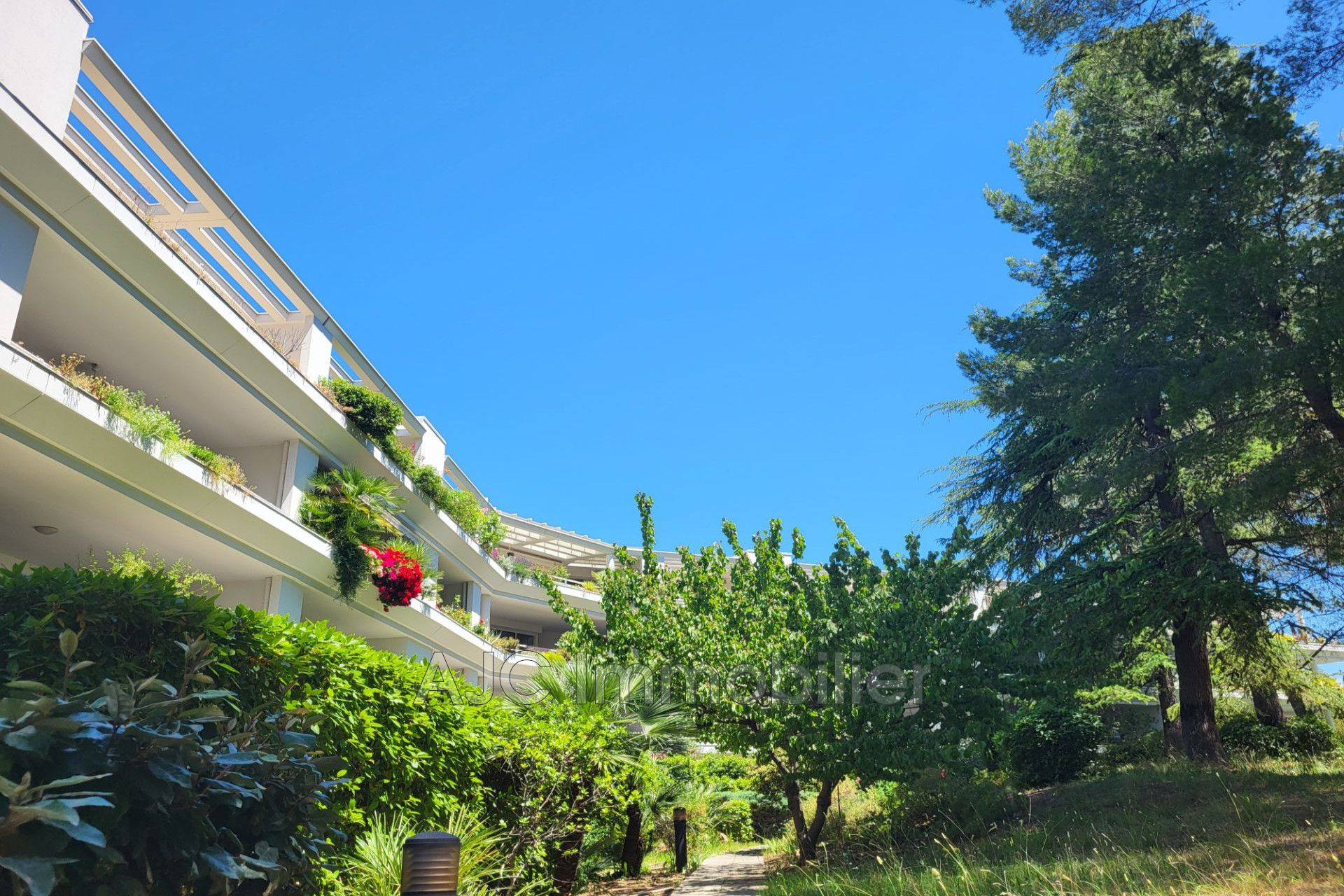 Agence immobilière de AJC Immobilier