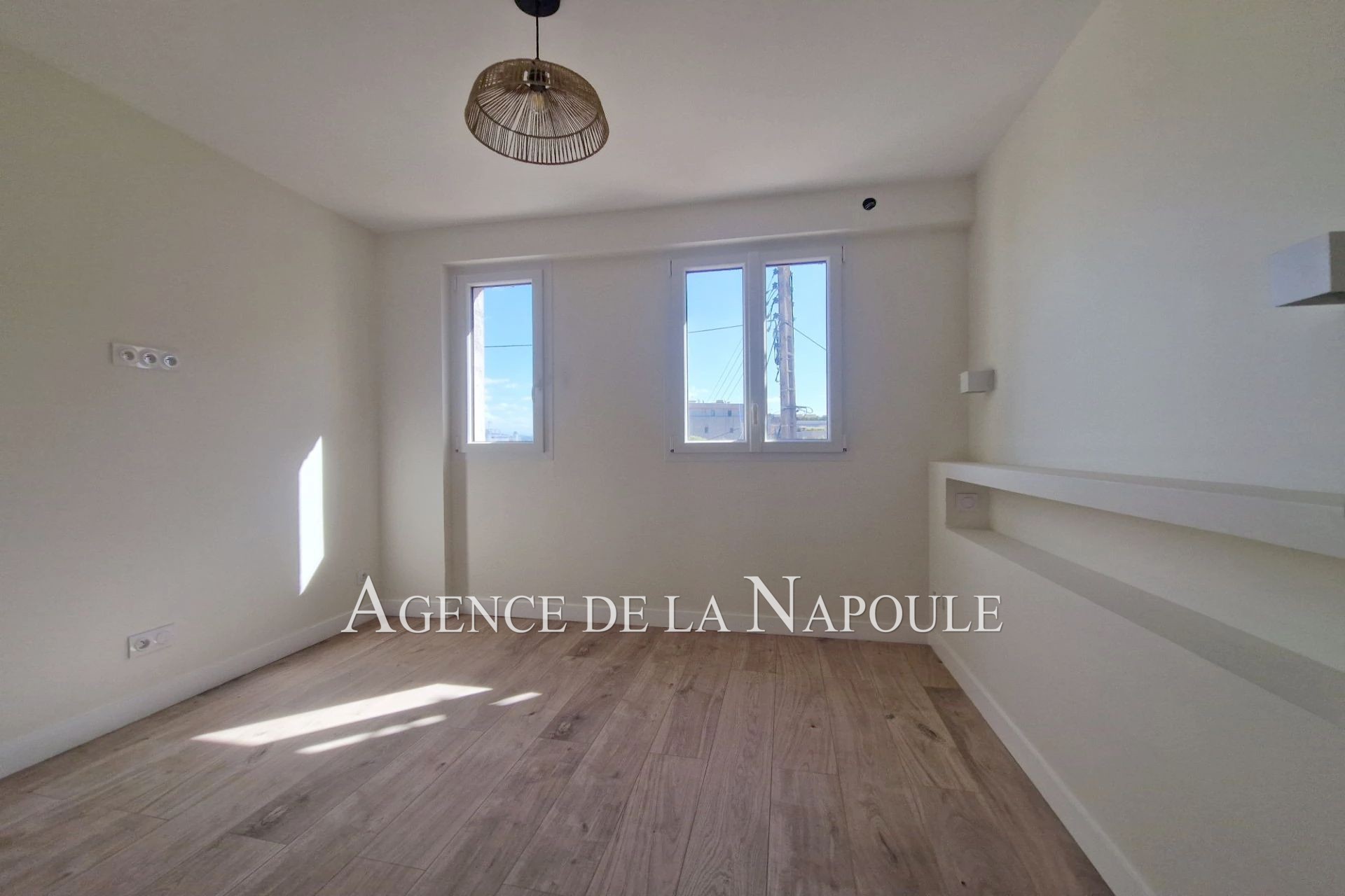 Agence immobilière de Agence de la Napoule
