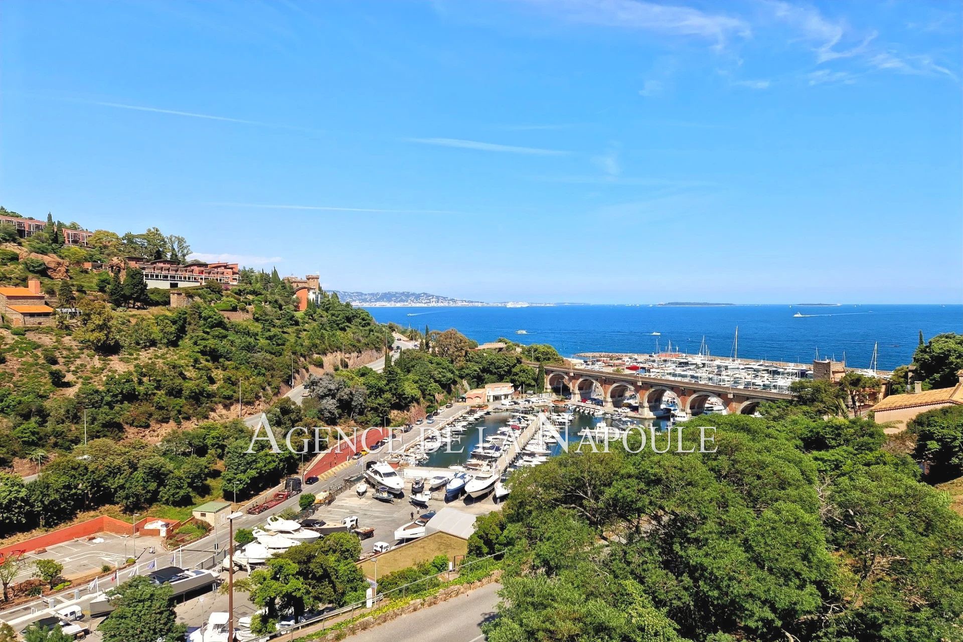 Agence immobilière de Agence de la Napoule
