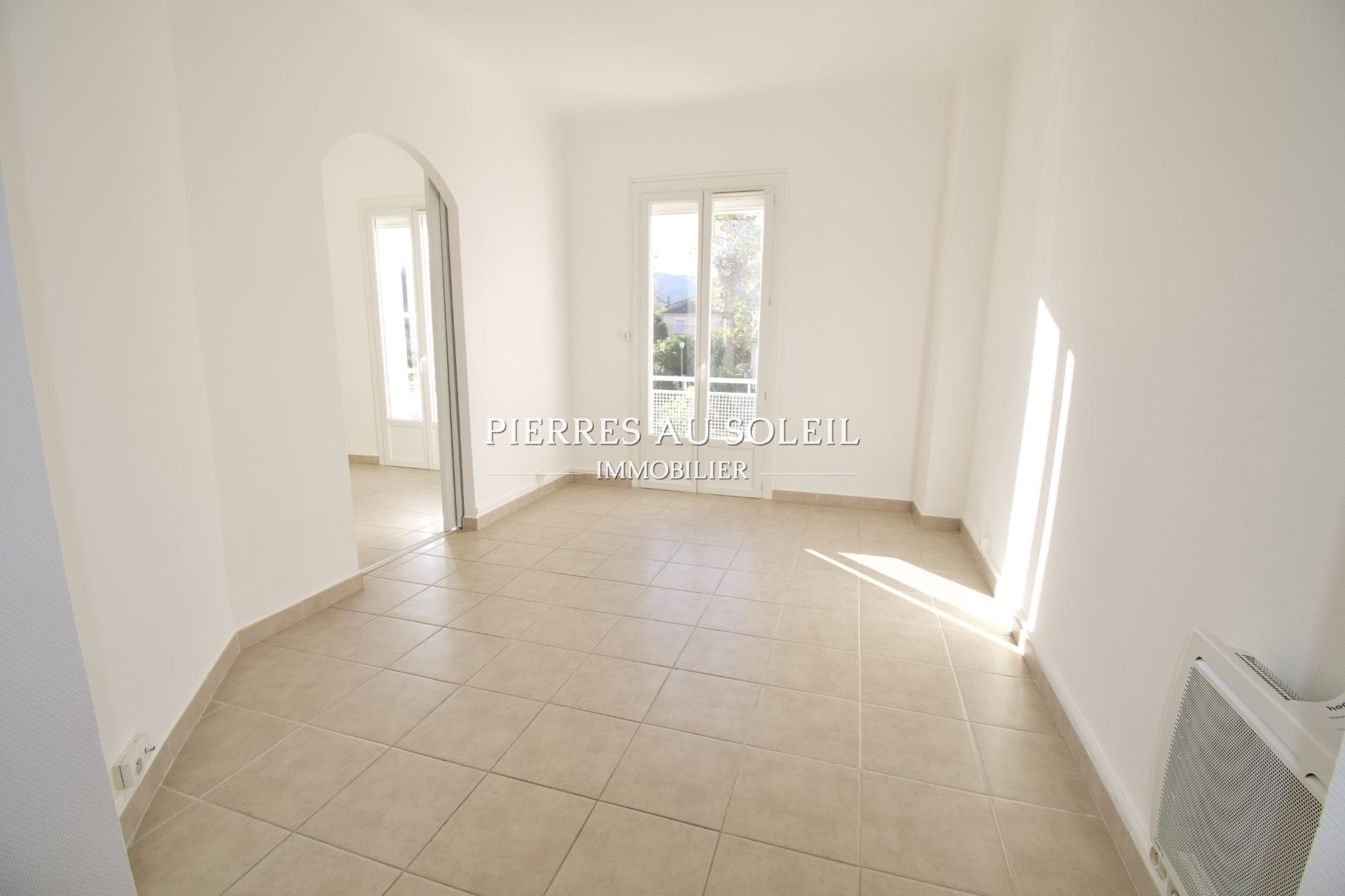 Agence immobilière de AGENCE PIERRES AU SOLEIL - Sarl IMAURICE