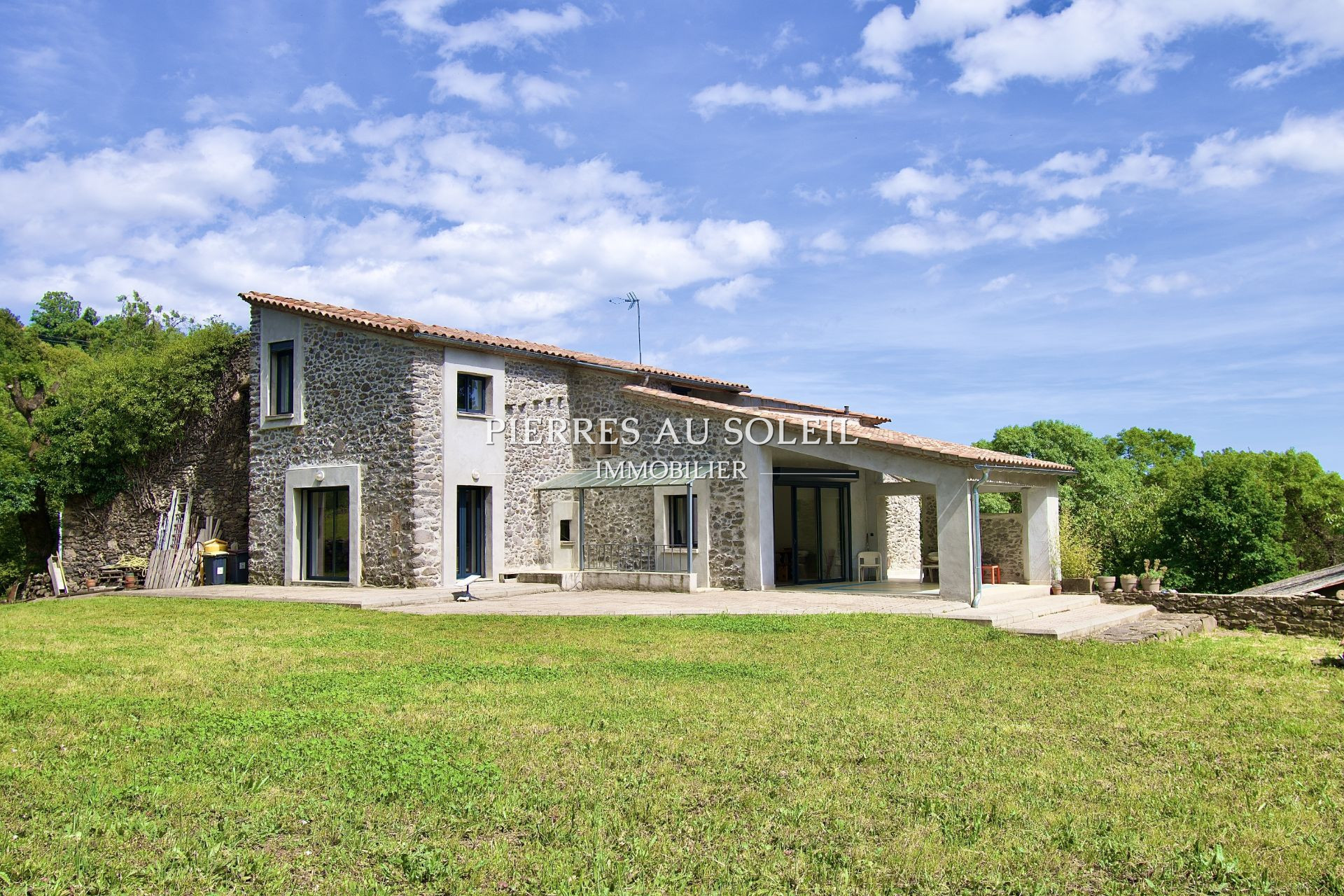 Agence immobilière de AGENCE PIERRES AU SOLEIL - Sarl IMAURICE