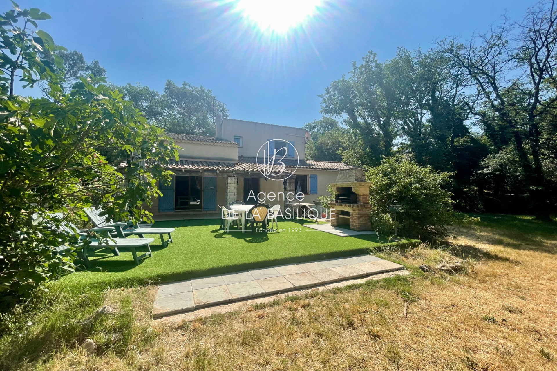 Agence immobilière de Agence de la basilique