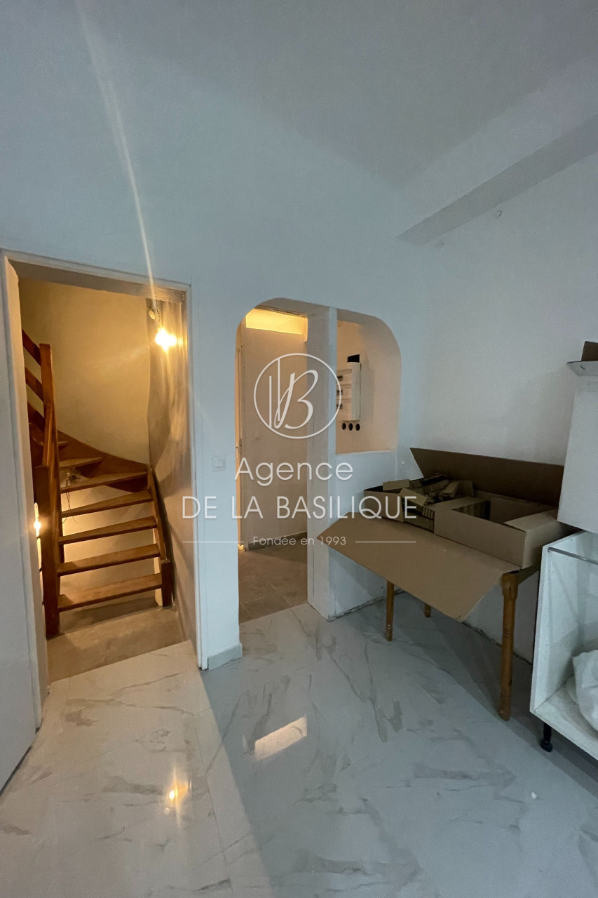 Agence immobilière de Agence de la basilique