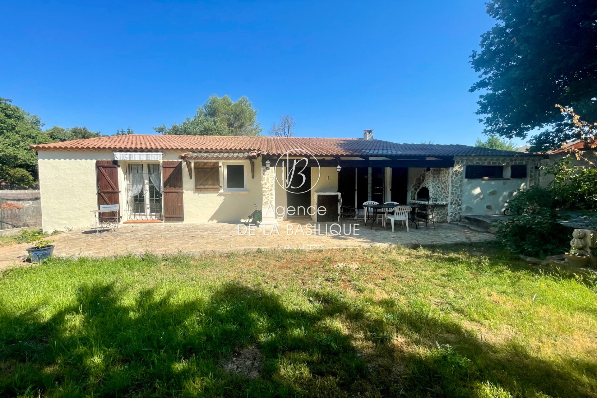 Agence immobilière de Agence de la basilique