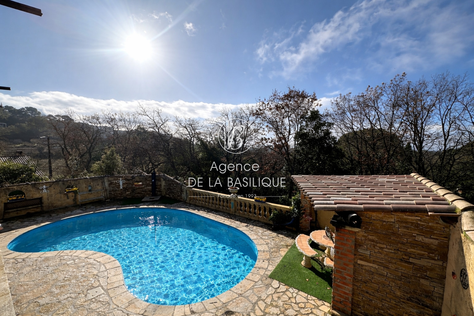Agence immobilière de Agence de la basilique