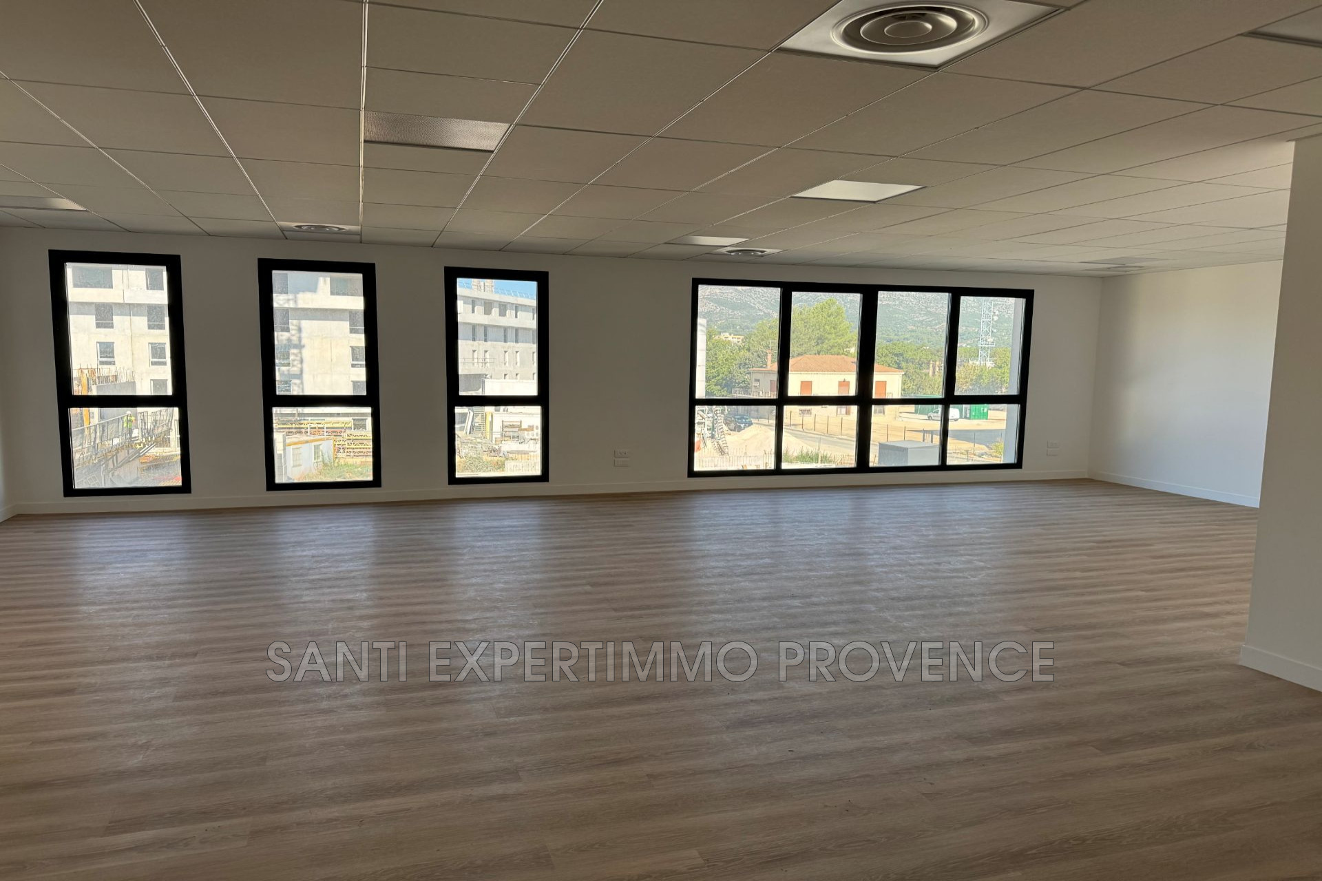 Agence immobilière de SANTI EXPERTIMMO PROVENCE