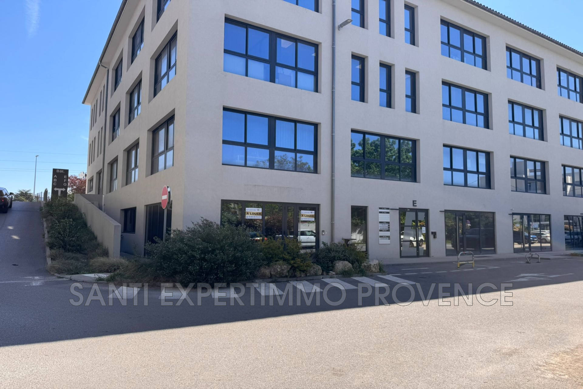 Agence immobilière de SANTI EXPERTIMMO PROVENCE