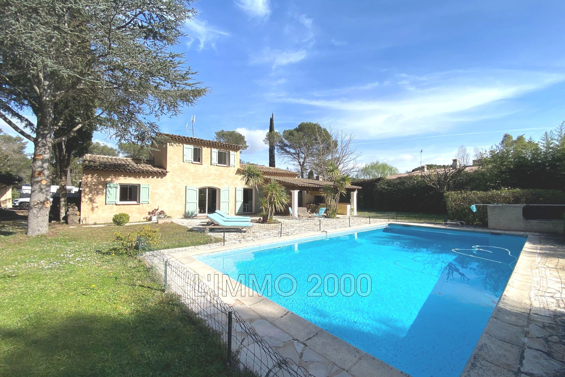 Agence immobilière de L'IMMO 2000