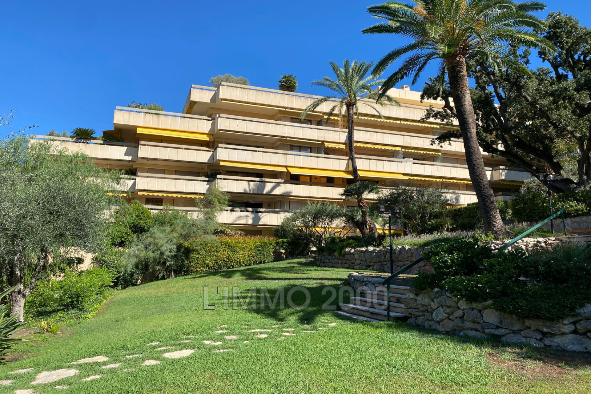 Agence immobilière de L'IMMO 2000