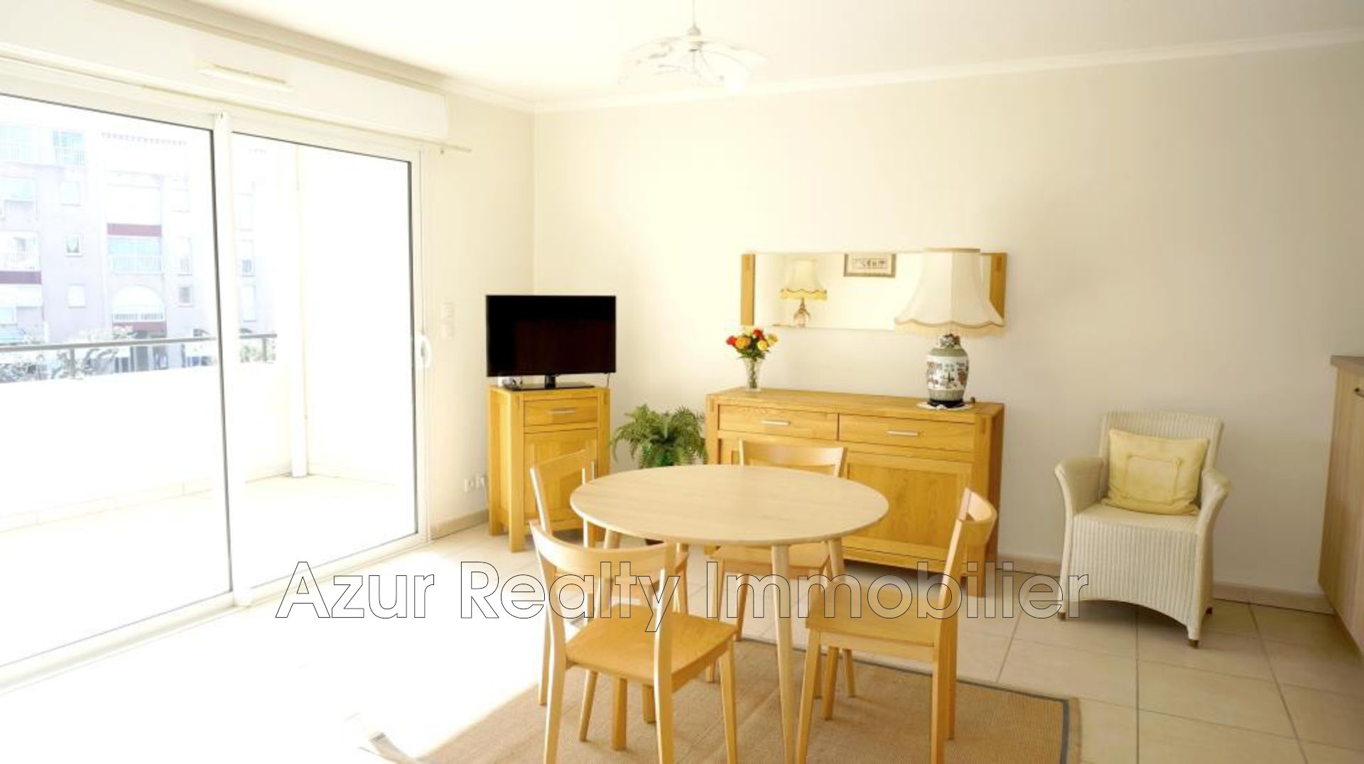 Agence immobilière de Azur Realty