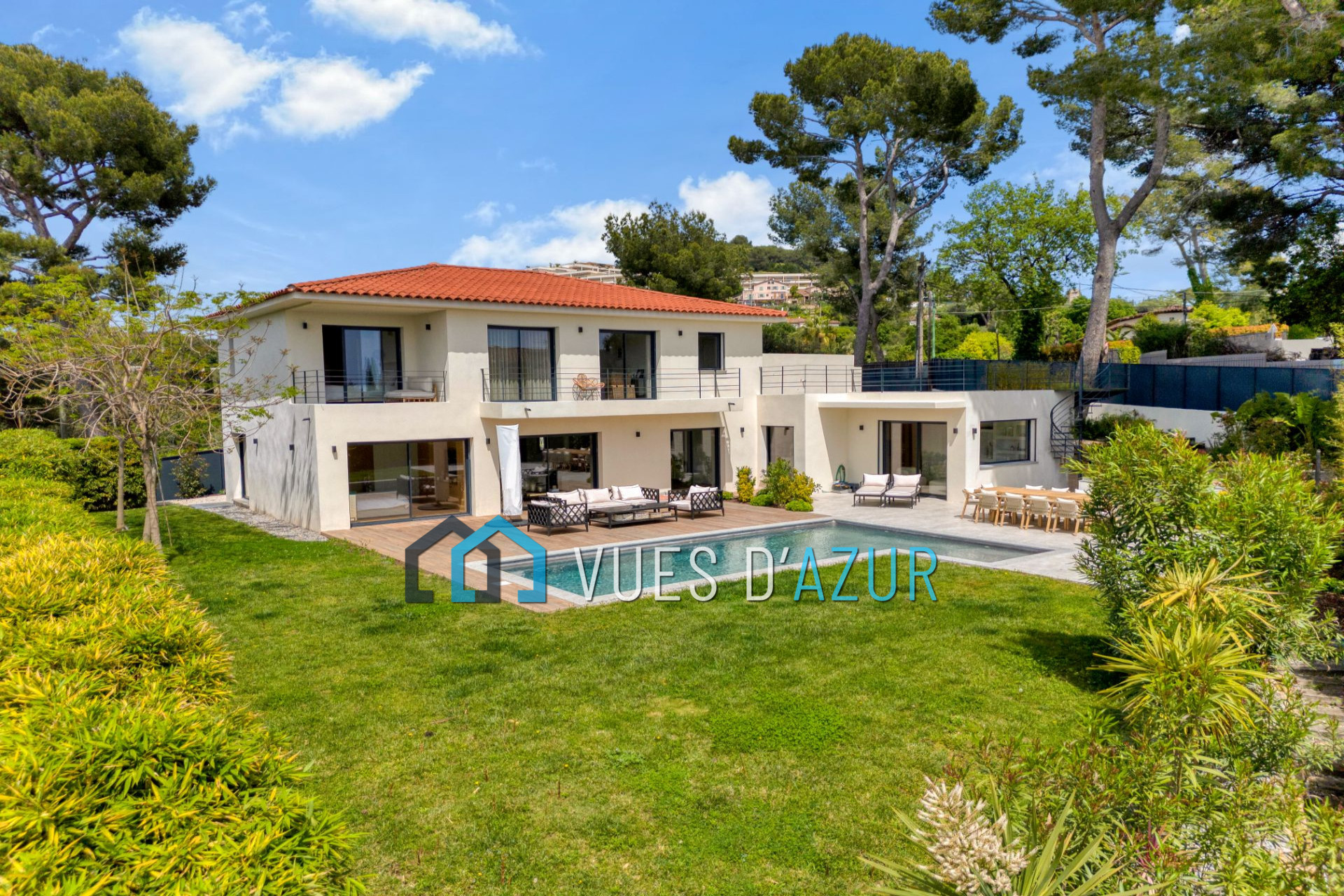 Agence immobilière de VUES D'AZUR