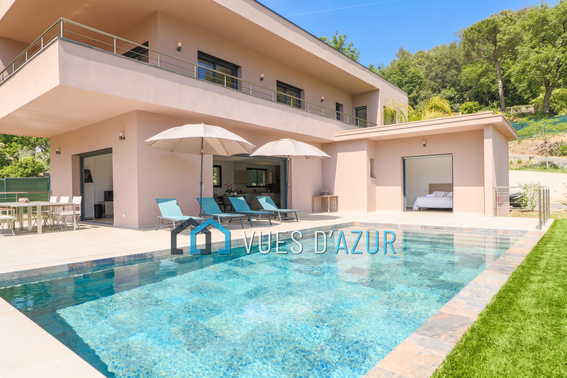 Agence immobilière de VUES D'AZUR
