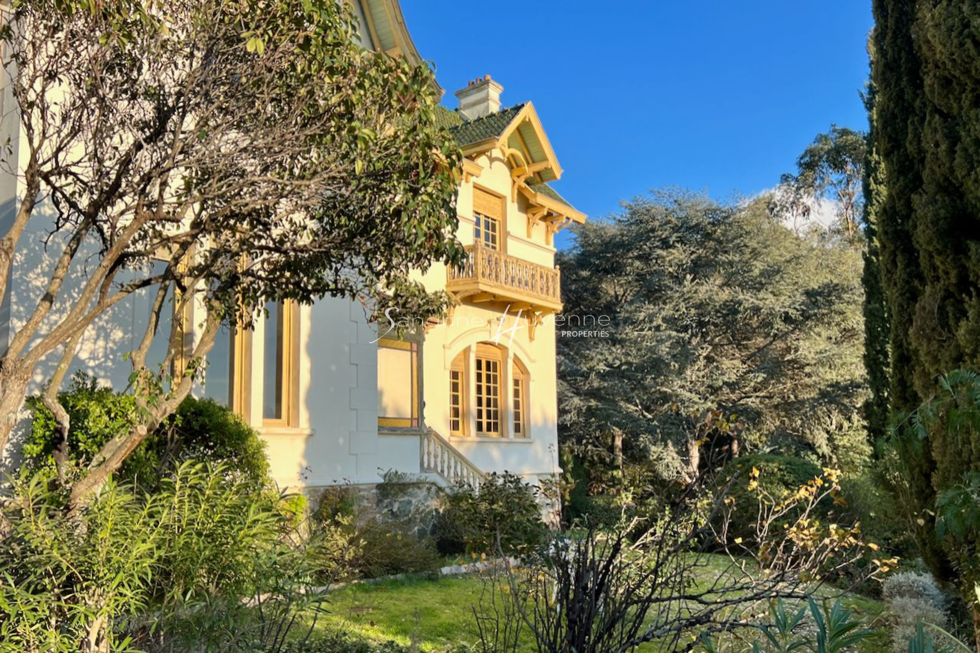 Agence immobilière de Sandrine Huvenne Properties