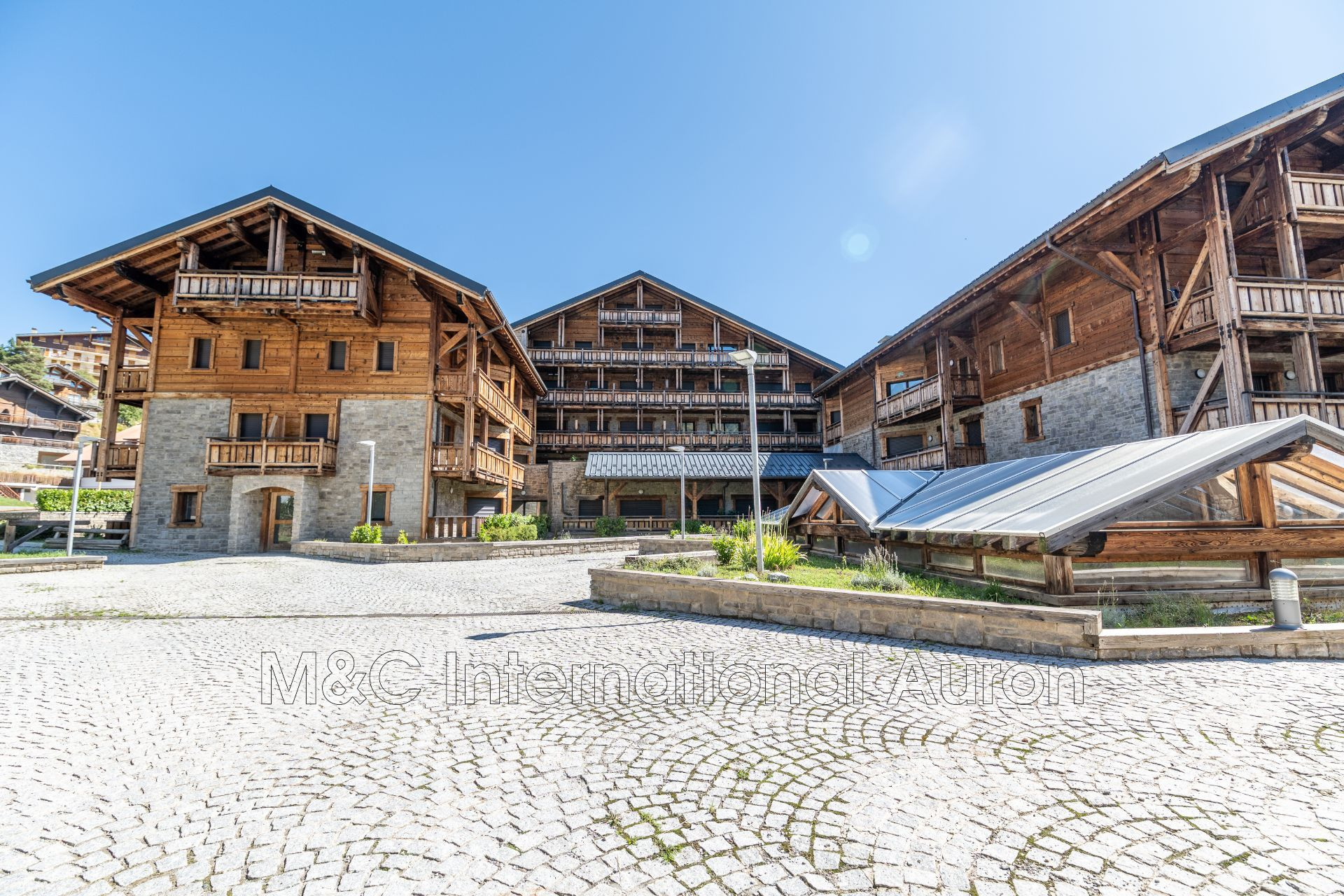 Agence immobilière de M&C International Auron