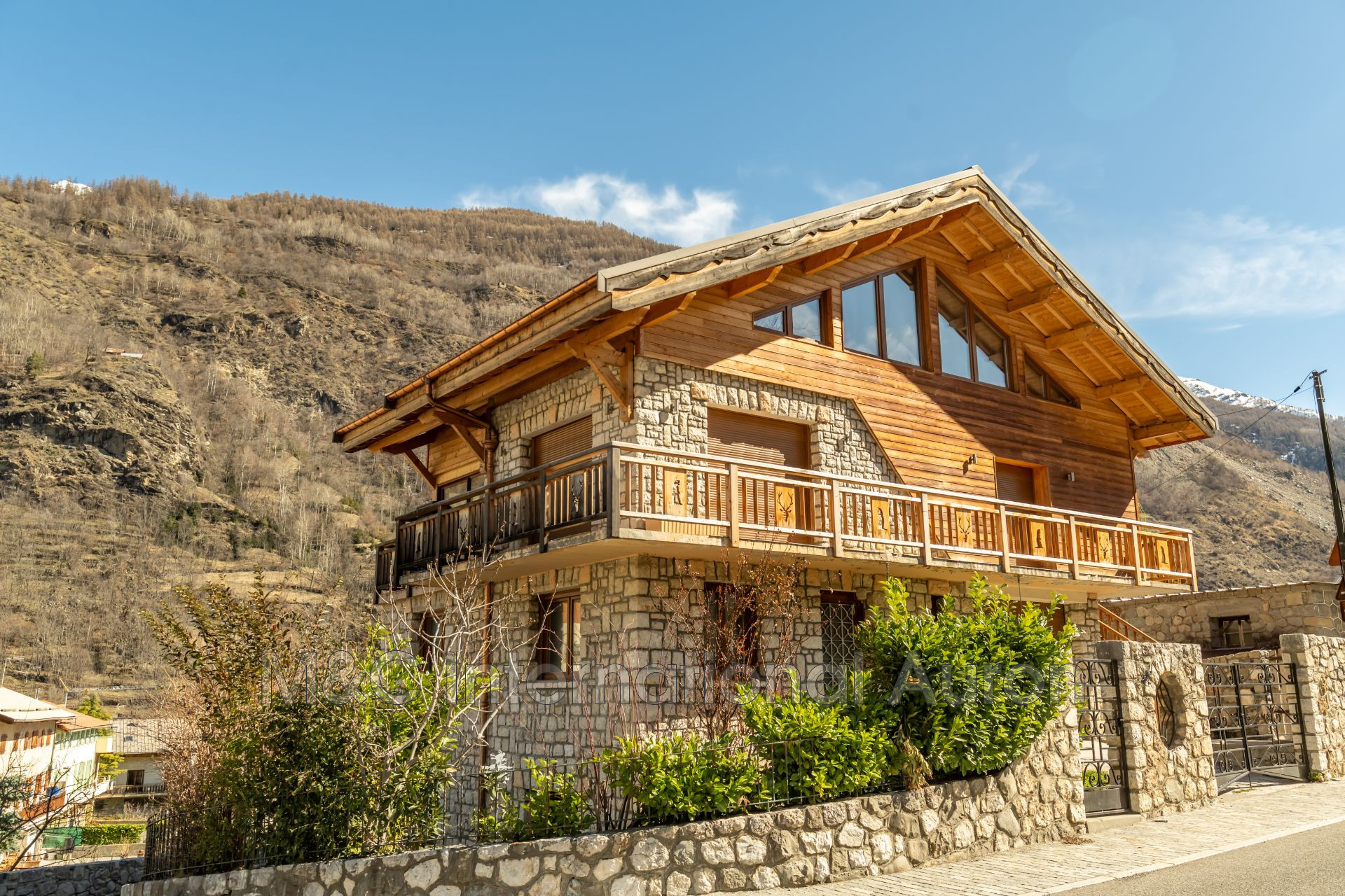 Agence immobilière de M&C International Auron