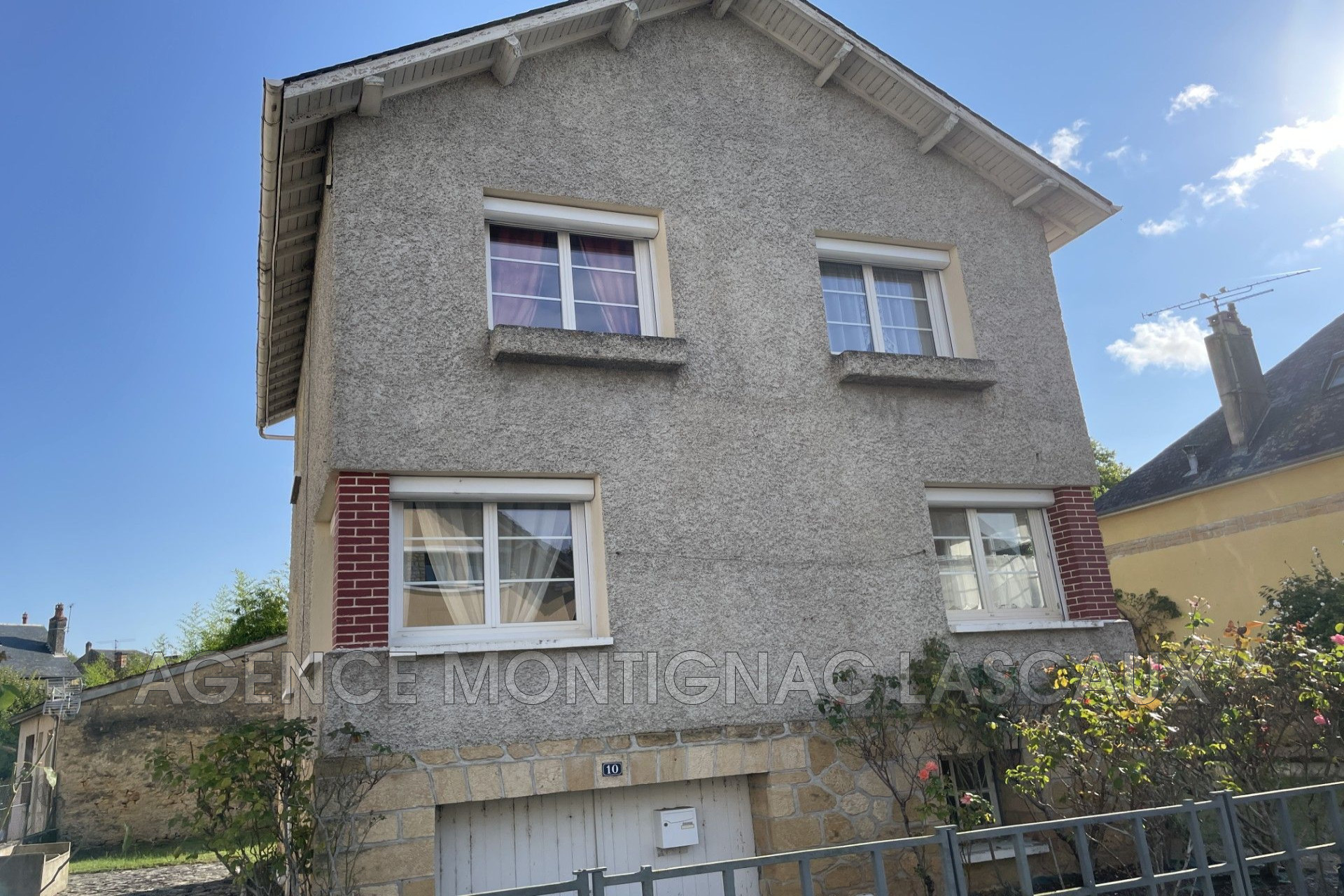 Agence immobilière de AGENCE MONTIGNAC LASCAUX