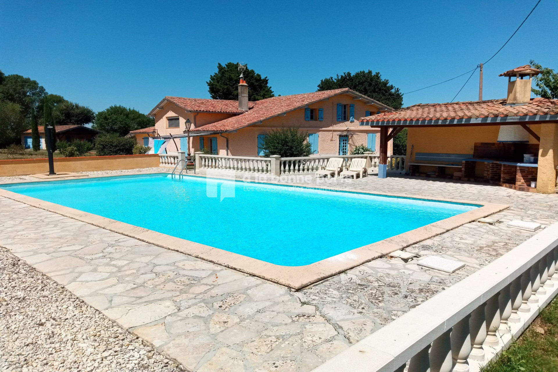 Agence immobilière de à la bonne porte